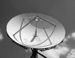 Forward P/E 是什麼？一篇搞懂「預估本益比」怎麼用，掌握股票估值關鍵！