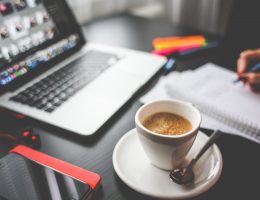 實作教學 – 使用公開資料,分析一家公司是否值得投資:杏一