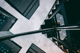 【關鍵報告】投資金融股領股息,你可以不要「傻傻地存」